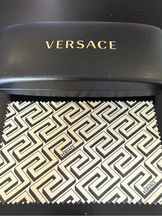 Versace Case and Cloth for Glasses or Sunglasses Case - Picture 4 of 6